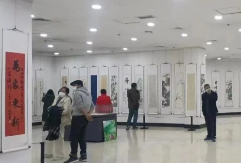 “礼赞二十大 奋进新征程”唐山市迎新年书画摄影展开幕