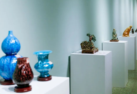 “火彩琉光”山西省古法琉璃艺术展在山西美术馆开展